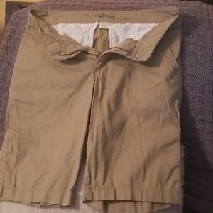 Urban pipeline cargo shorts